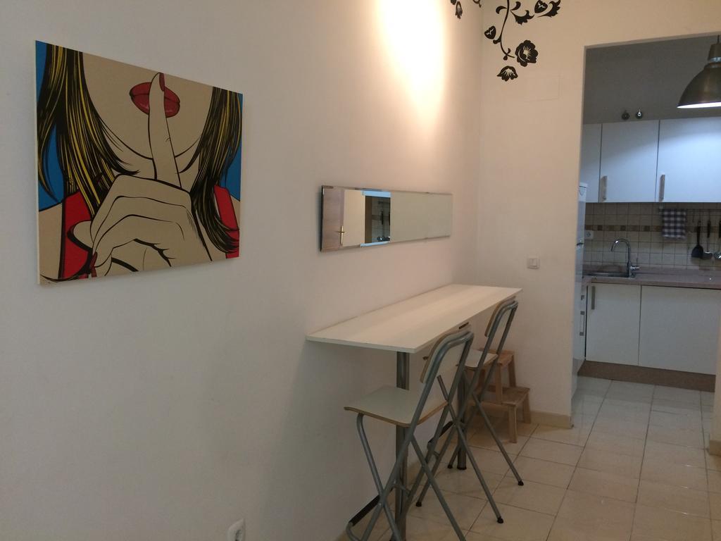 Malama Apartamentos Turisticos Малага Екстериор снимка