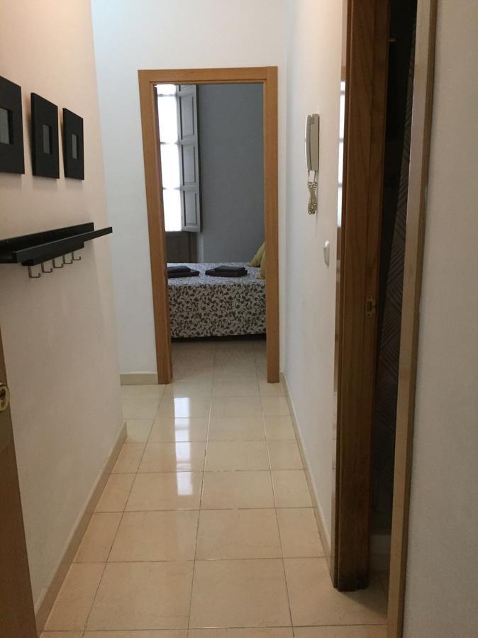 Malama Apartamentos Turisticos Малага Екстериор снимка