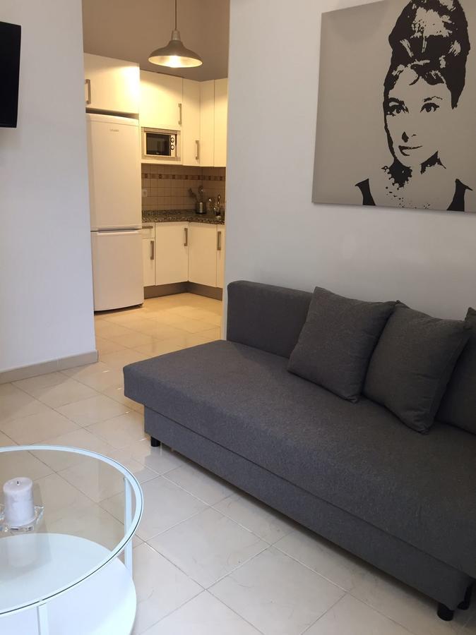 Malama Apartamentos Turisticos Малага Екстериор снимка