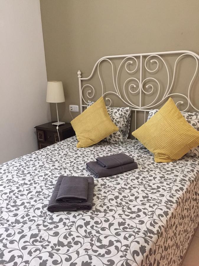 Malama Apartamentos Turisticos Малага Екстериор снимка