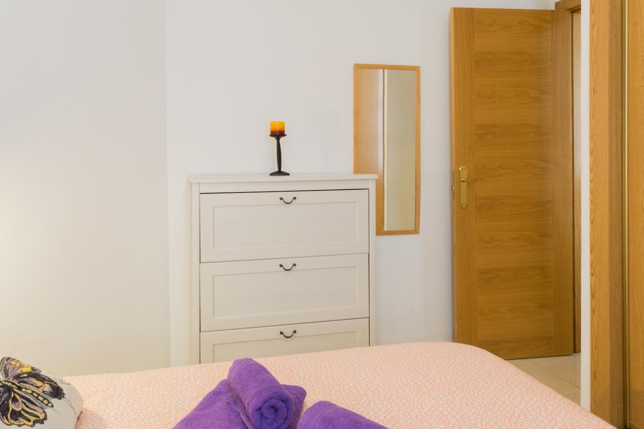 Malama Apartamentos Turisticos Малага Екстериор снимка