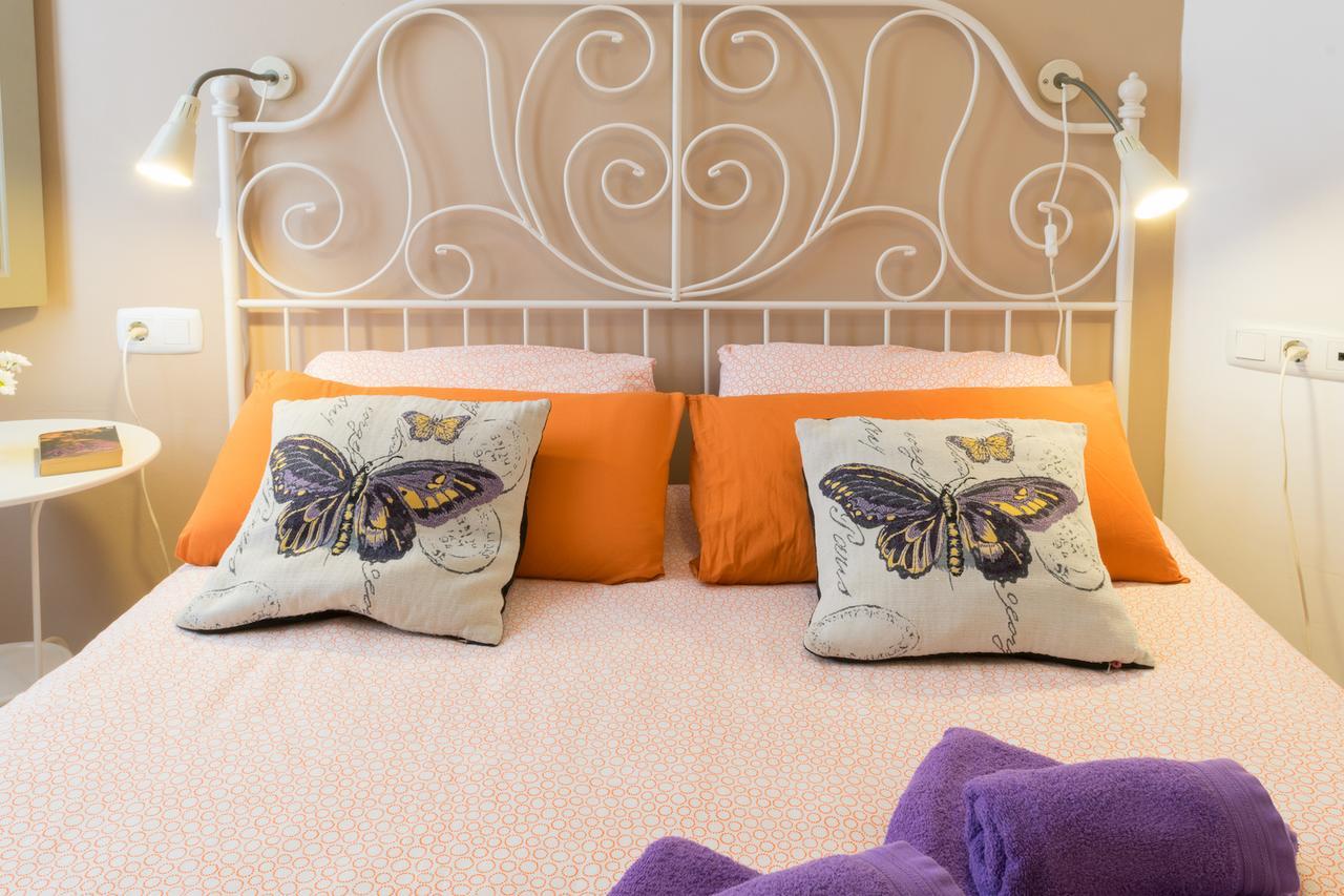 Malama Apartamentos Turisticos Малага Екстериор снимка