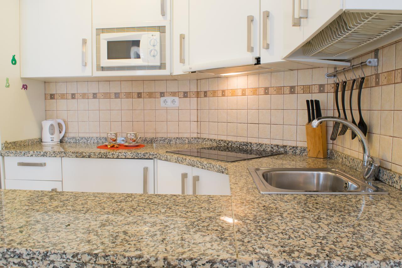 Malama Apartamentos Turisticos Малага Екстериор снимка