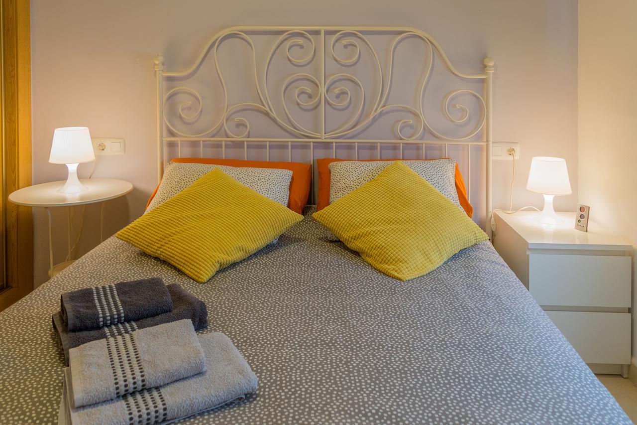 Malama Apartamentos Turisticos Малага Екстериор снимка