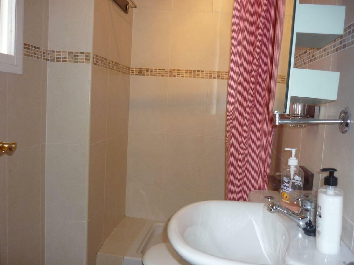 Malama Apartamentos Turisticos Малага Екстериор снимка